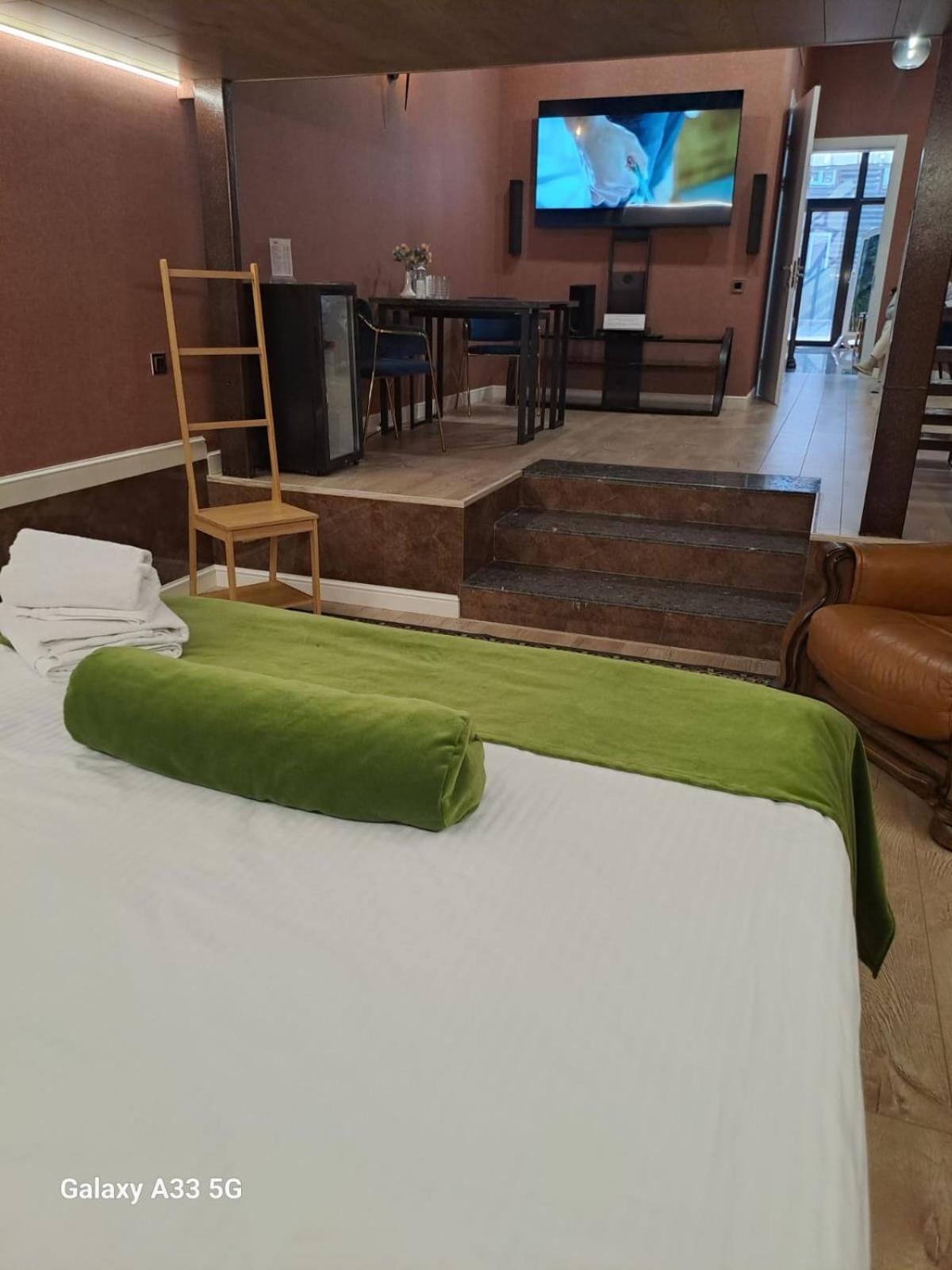 Turan Semey Grand Hotel Ngoại thất bức ảnh